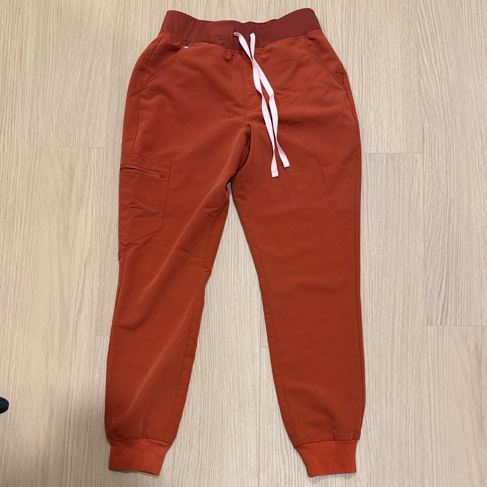 Figs Woman’s Scrub Joggers